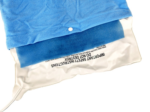 HEAT IT UP Moist/Dry Heating Pad with 4 Setting Push Button Controller by Blue Jay